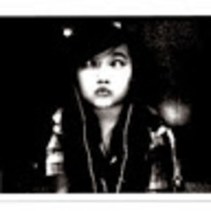 Meet your Posher, Lina